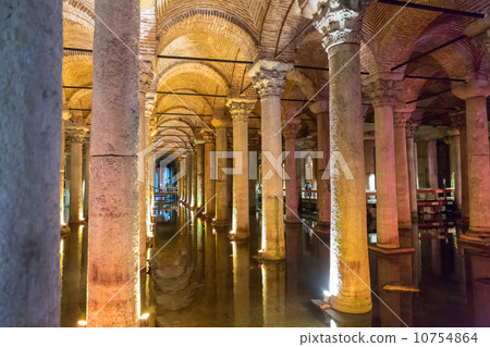 Underground Basilica Cistern, Istanbul, Turkey 10754864