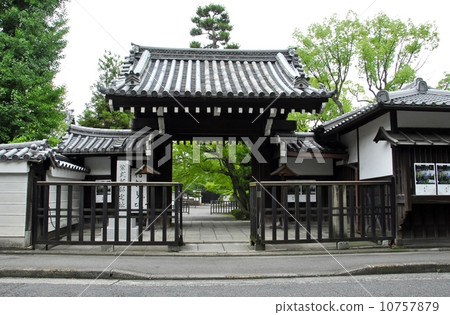 Ryusanji主閘的風景看法在京都 10757879