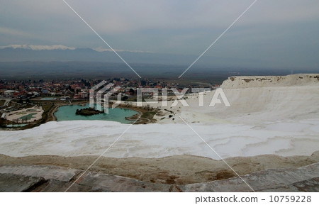 Turkish world heritage Pamukkale's lime shelf 10759228