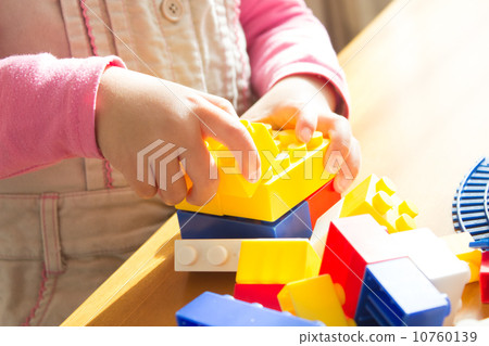 Block child 10760139