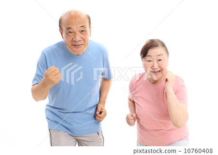 Senior couple running 10760408