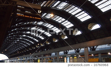 Milan Central Station Milan Central Station 10760968