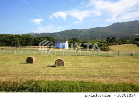 Countryside Ribadeo in the province of Lugo (Galicia) in Spain 10761854