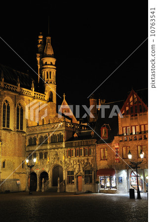 Brugge in night 10763541