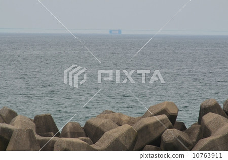 Large scale reputation as seen from Namerikawa 10763911