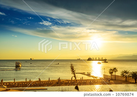 亞喀巴的日落(約旦,亞喀巴) 亞喀巴的日落(約旦,亞喀巴) 10769874