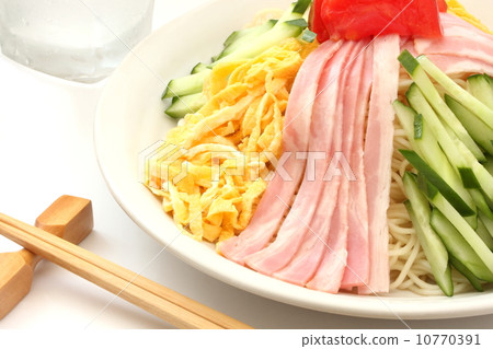Chilled Chinese cold noodles summer Japanese noodles white background Chilled Chinese cold noodles summer Japanese noodles white background 10770391