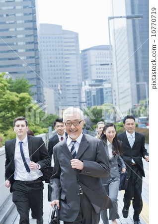 Multi-generation business 10770719