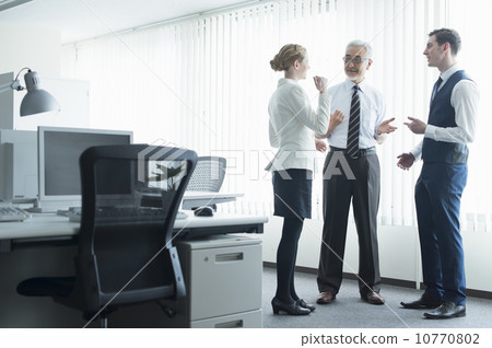 Multi-generation business Multi-generation business 10770802