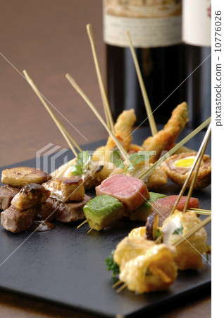 Skewers of fine meat 10776026