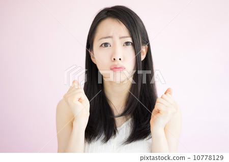 An angry woman 10778129