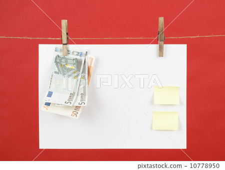 Memory note paper with Euro money Memory note paper with Euro money 10778950