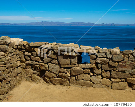 Ancient ruins on the Island of the Sun and Titicaca Lake Ancient ruins on the Island of the Sun and Titicaca Lake 10779430