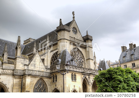 Saint Germain l'Auxerrois Church near Louvre Museum. Paris, France Saint Germain l'Auxerrois Church near Louvre Museum. Paris, France 10780258