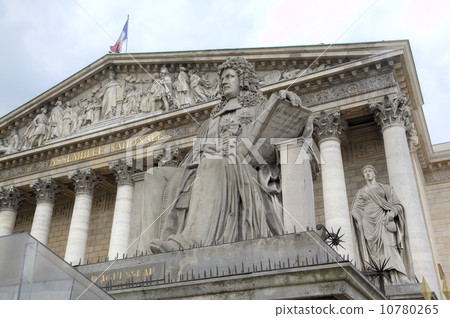 Statue near National Assembly. Paris, France Statue near National Assembly. Paris, France 10780265