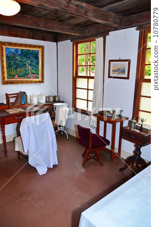 Former Kondo clinic consultation office 10780779