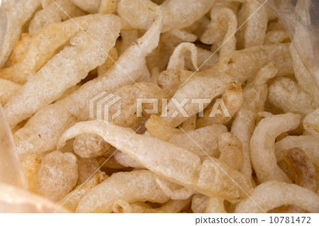 Fish gaw Fish gaw 10781472