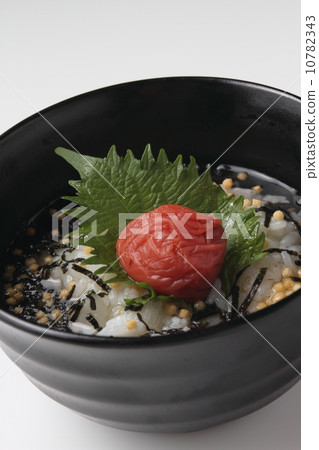 Body-friendly plum tea pickles Body-friendly plum tea pickles 10782343