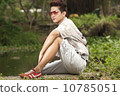 Asian man in printed polo 10785051