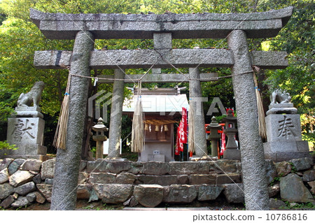 Kuzuhara Hachiman Shrine Kuzuhara Hachiman Shrine 10786816
