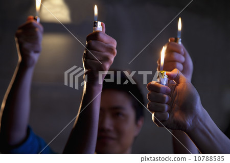 10788585