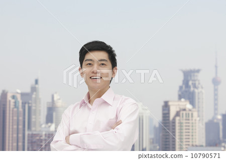 10790571