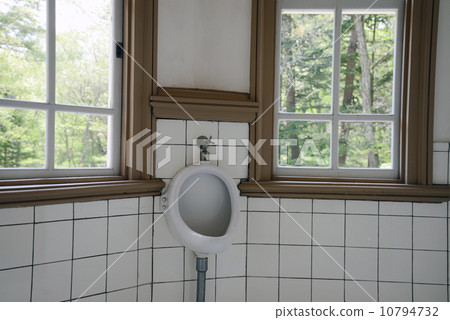 Old Mikasa Hotel酒店的露天沖水馬桶 Old Mikasa Hotel酒店的露天沖水馬桶 10794732