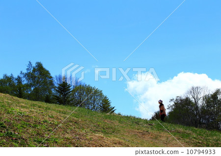 一個女人爬山 一個女人爬山 10794933