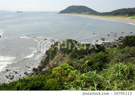 Cape Irago in summer Cape Irago in summer 10795113