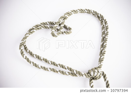 Rope valentine heart of simple design on white with copy space Rope valentine heart of simple design on white with copy space 10797394