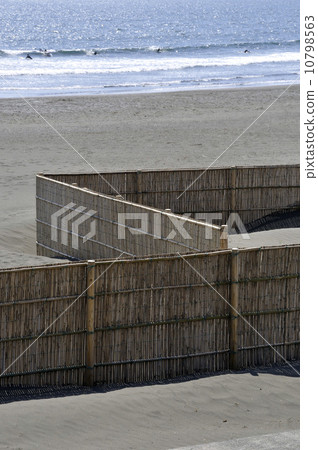 砂岩圍欄 10798563