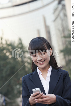 10800250
