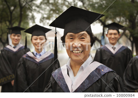 10800984