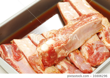 Spare ribs soaked in sauce Spare ribs soaked in sauce 10806296