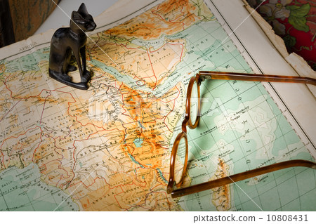 Travel in history Travel in history 10808431