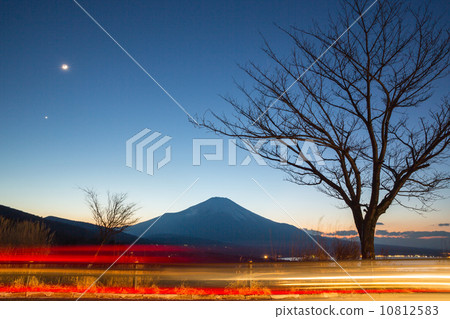 fujisan at dusk fujisan at dusk 10812583