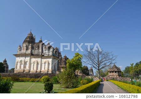 World Heritage Site of the west temple of Khajuraho Pearl Vaty temple and Nandido World Heritage Site of the west temple of Khajuraho Pearl Vaty temple and Nandido 10812798