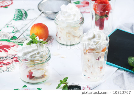 Dessert with merengue and berries Dessert with merengue and berries 10813767