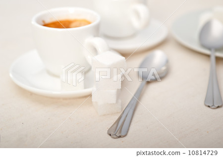 Italian espresso coffee and sugar cubes 10814729