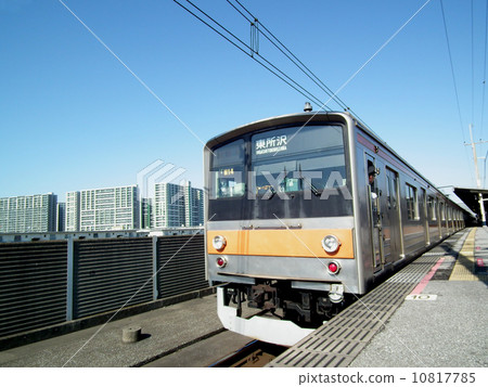 Musashino line 205 series Minami-Funabashi Station Musashino line 205 series Minami-Funabashi Station 10817785