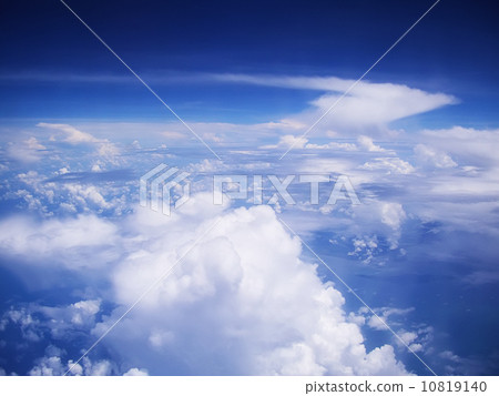 Cloudscape 10819140