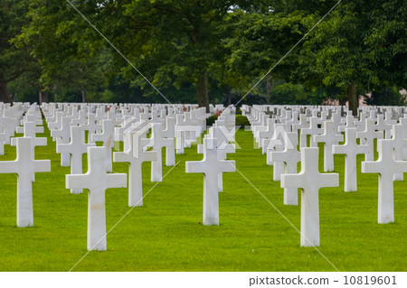 American Military Cemetery, Omaha Beach, Colleville-sur-Mer American Military Cemetery, Omaha Beach, Colleville-sur-Mer 10819601