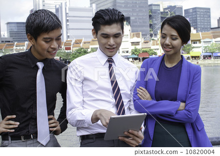 Asian working professionals outdoor 10820004