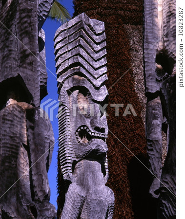 Pu'u Honua O Honaunau國家歷史公園木雕象 10823287