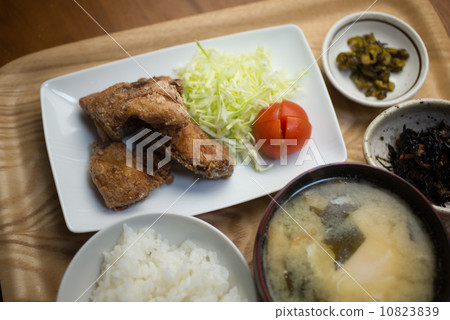 Set meal of fried chicken Set meal of fried chicken 10823839