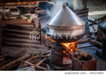 Cooking dessert in steamboiler 10823894