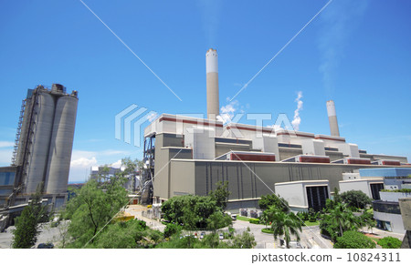 coal fired power station 10824311