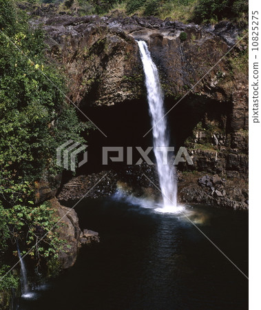 Rainbow Falls 10825275
