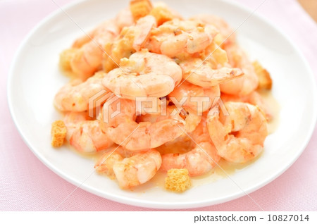 Easy shrimp. (Fried shrimp with mayonnaise sauce) 10827014