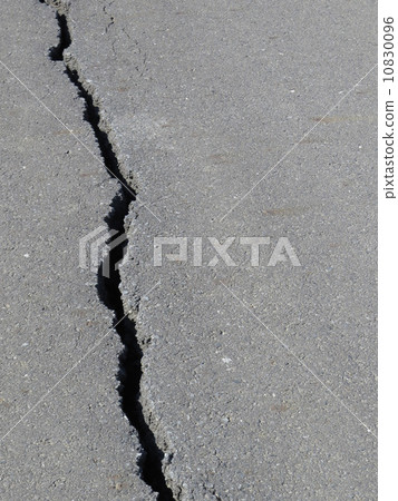 Crack crack Crack crack 10830096